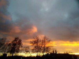 Der Himmel brennt